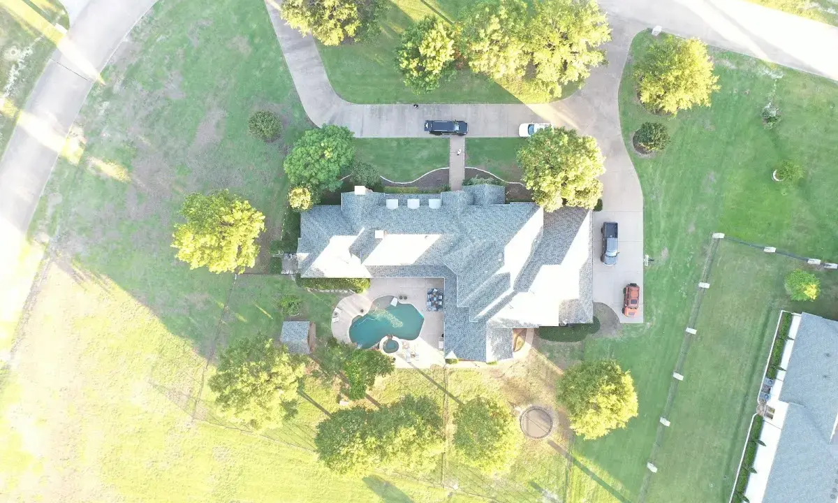 New shingle roof installation on a home in Orosi